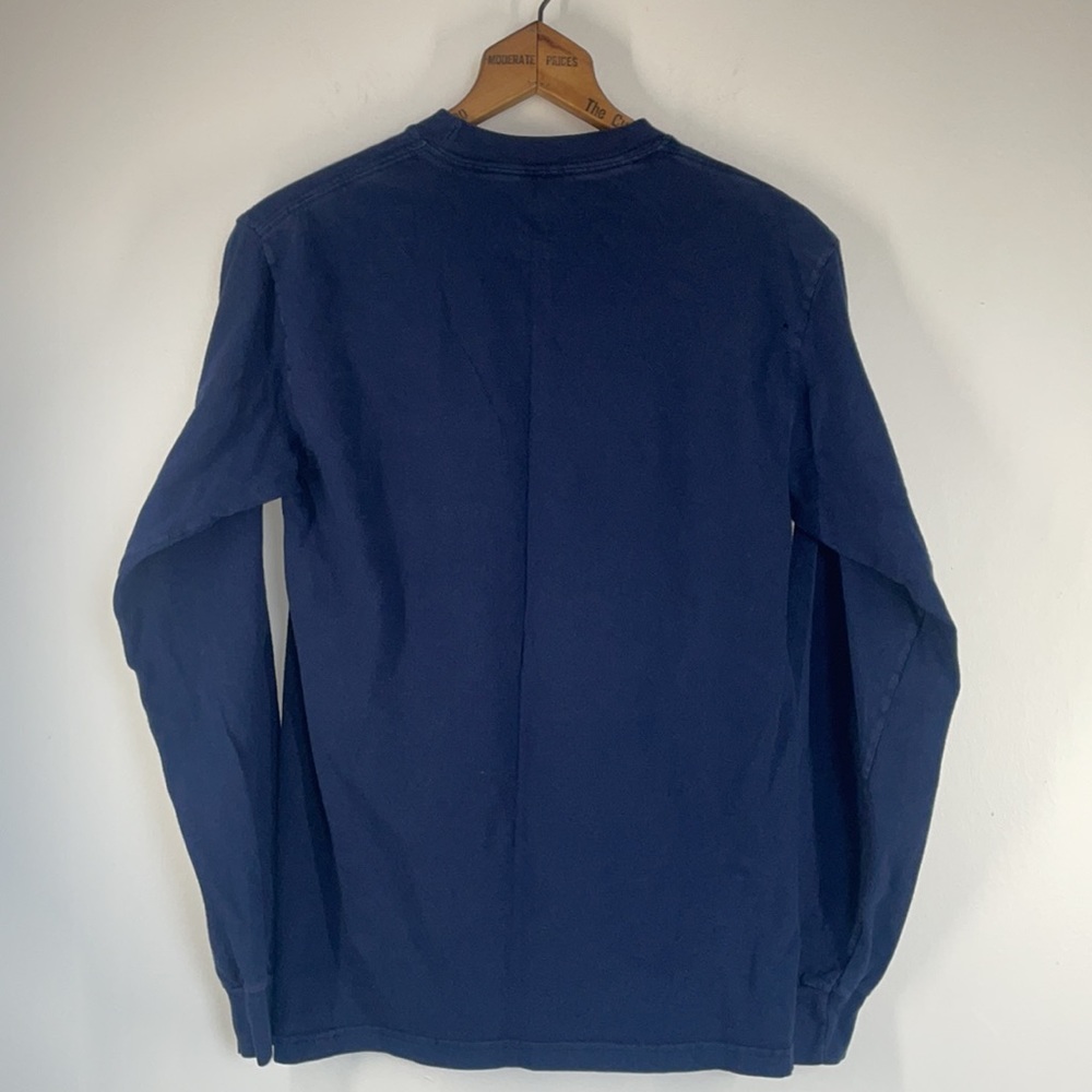 Vintage Hanes Walt Disney World Graphic Blue T-Shirt Relaxed Fit Long Sleeve - Picture 4 of 5